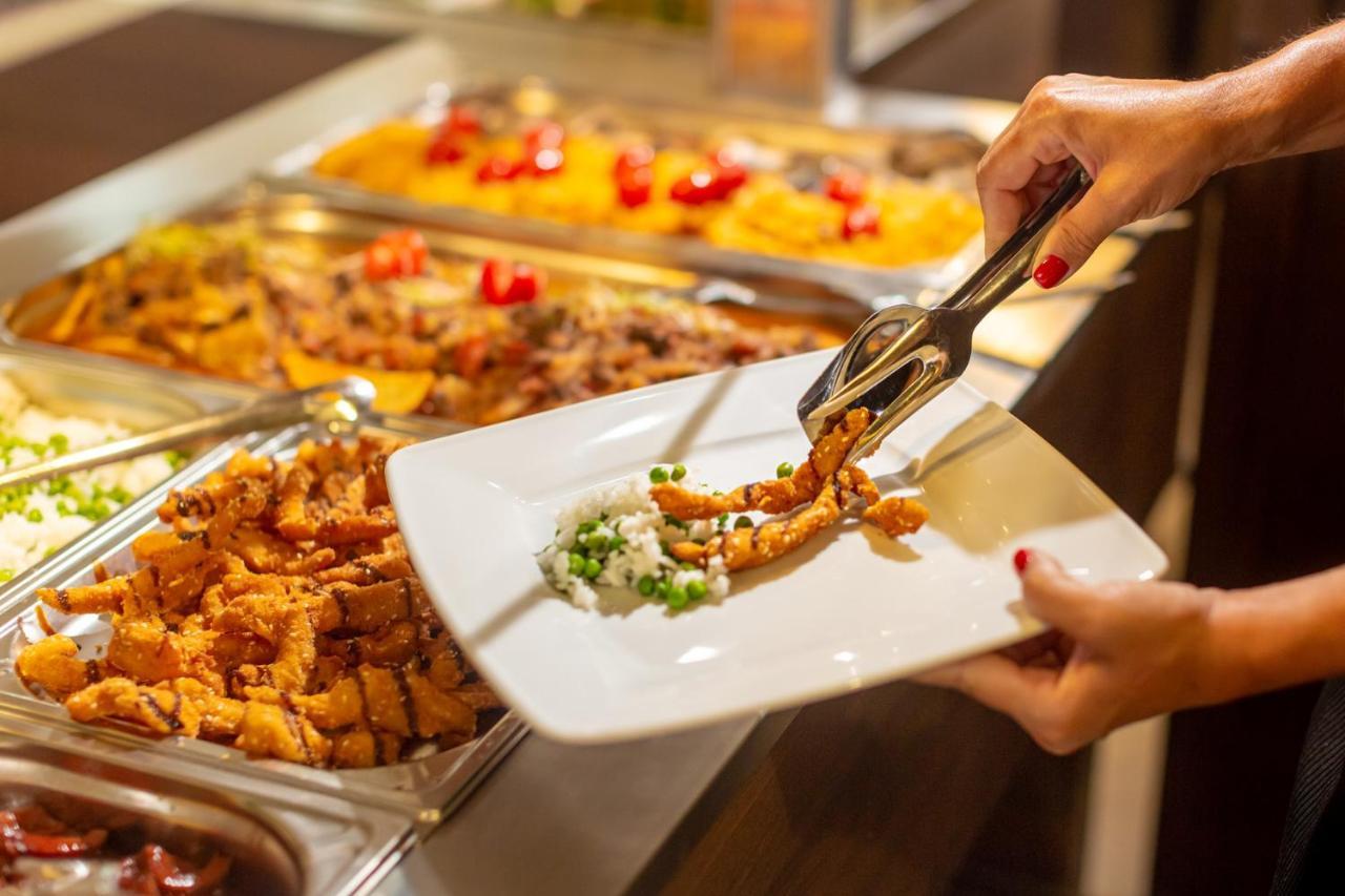 Park Hotel Buek-Buekfuerdo 외부 사진