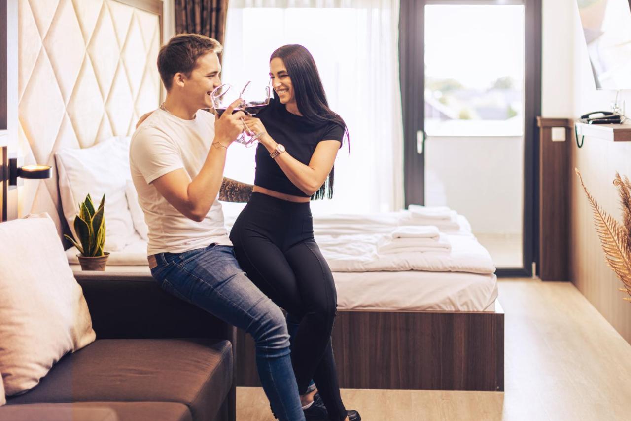 Park Hotel Buek-Buekfuerdo 외부 사진
